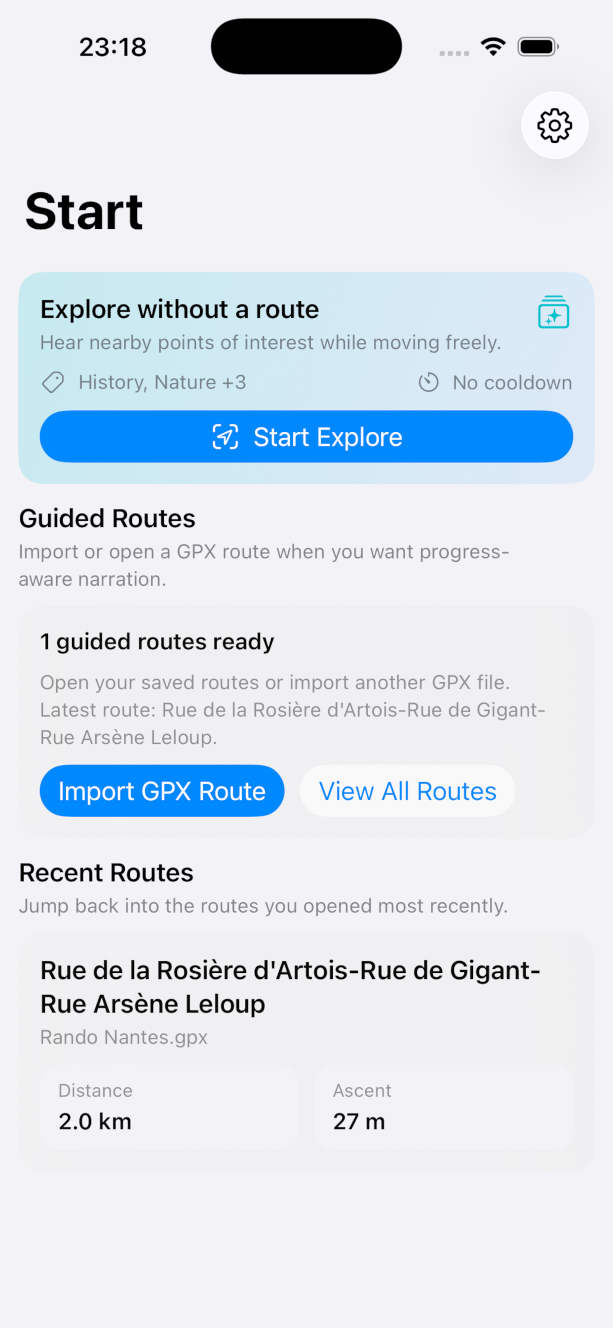 Hike Buddy AI start screen with exploration options